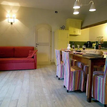 Modern In Castelfranco Di Sopra With Swimming Pool Apartment *