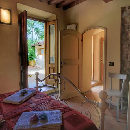 Modern In Castelfranco Di Sopra With Swimming Pool Апартаменты Pian Di Sco