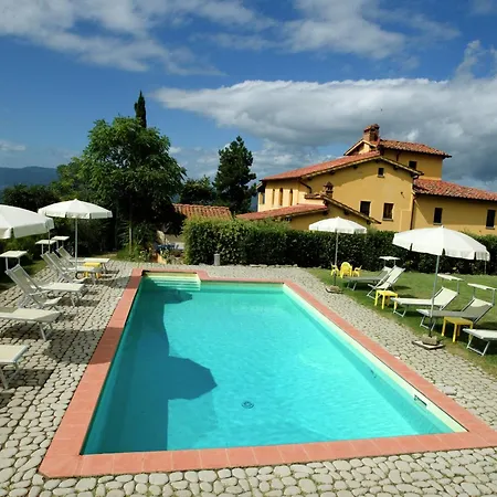 Modern In Castelfranco Di Sopra With Swimming Pool *