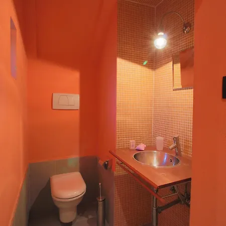 Апартаменты Modern In Castelfranco Di Sopra With Swimming Pool